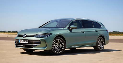Naujos kartos „Volswagen Passat“ modelis žengia į verslo klasę