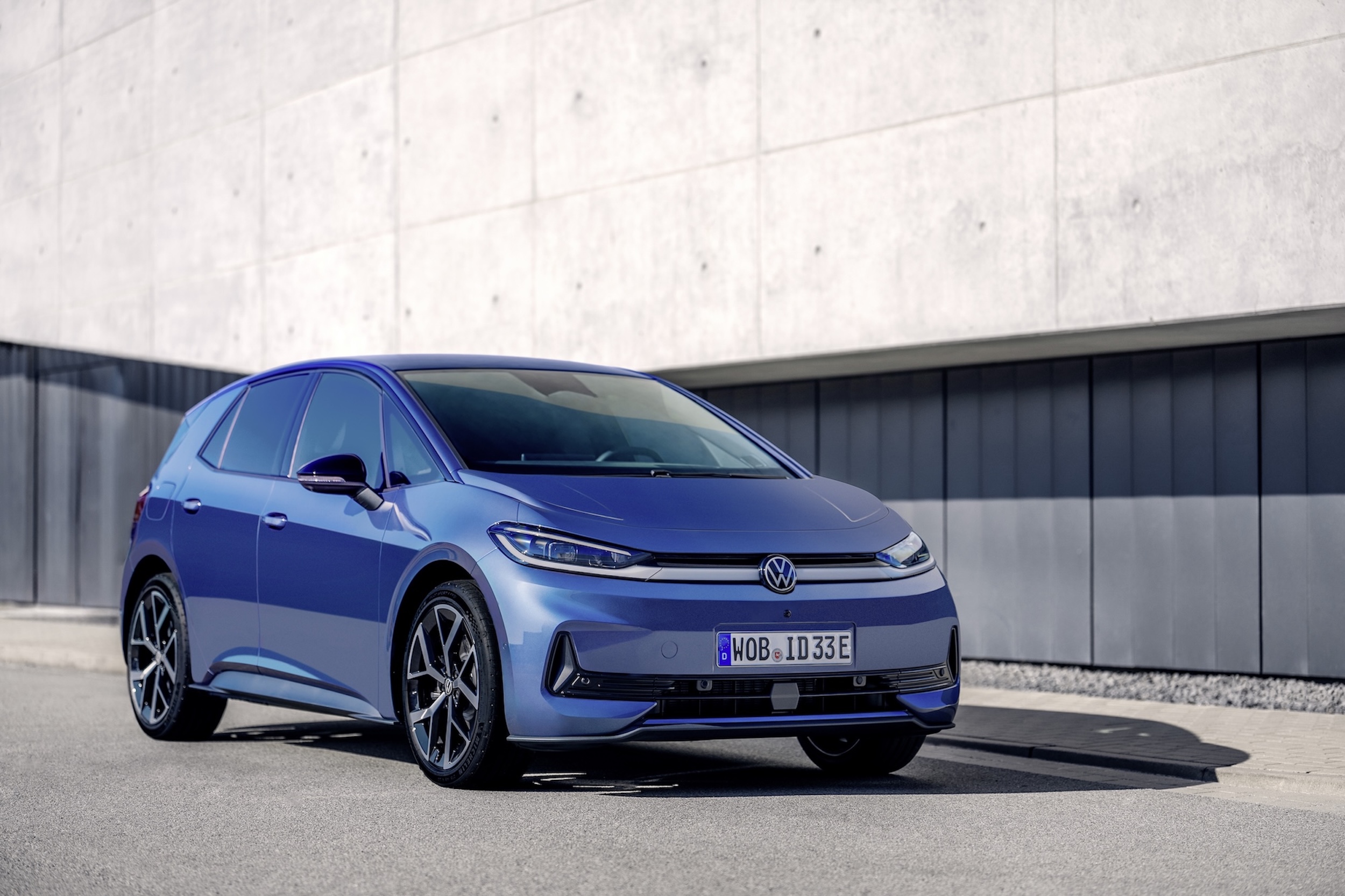 „Volkswagen“ išgirdo vartotojus: iki 630 km nuvažiuojančiame „ID.3 Neo“ grąžinti fiziniai mygtukai