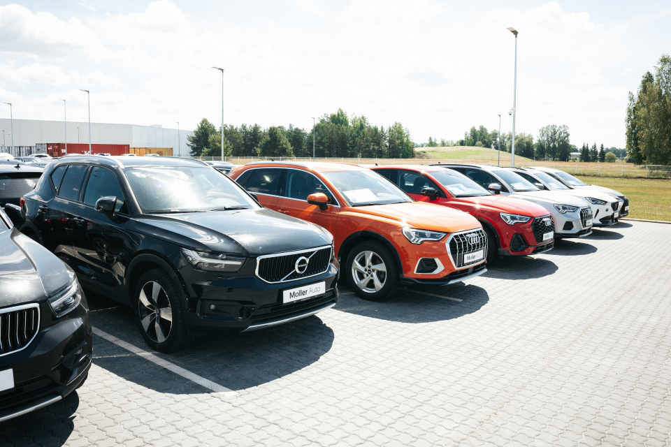 Kodėl buvę įmonių automobiliai yra protingas pasirinkimas? 